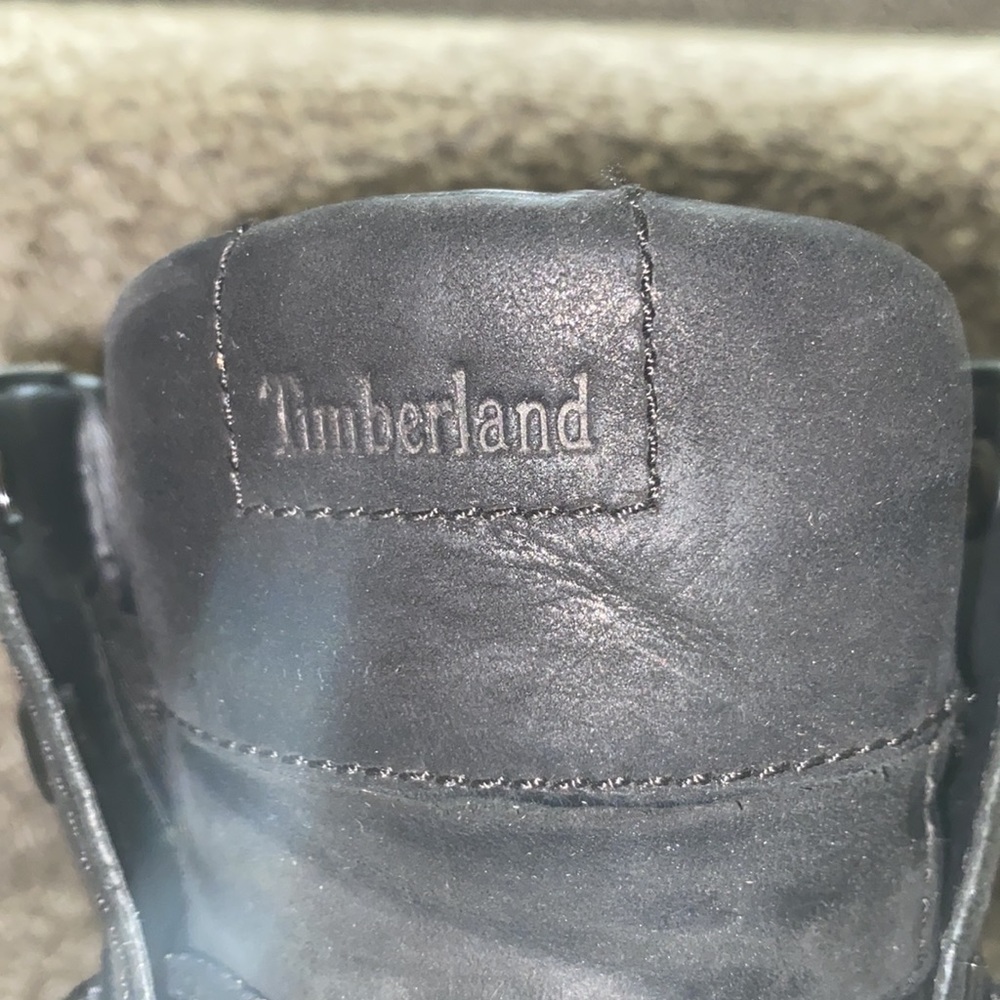 Black Timberlands. - image 3
